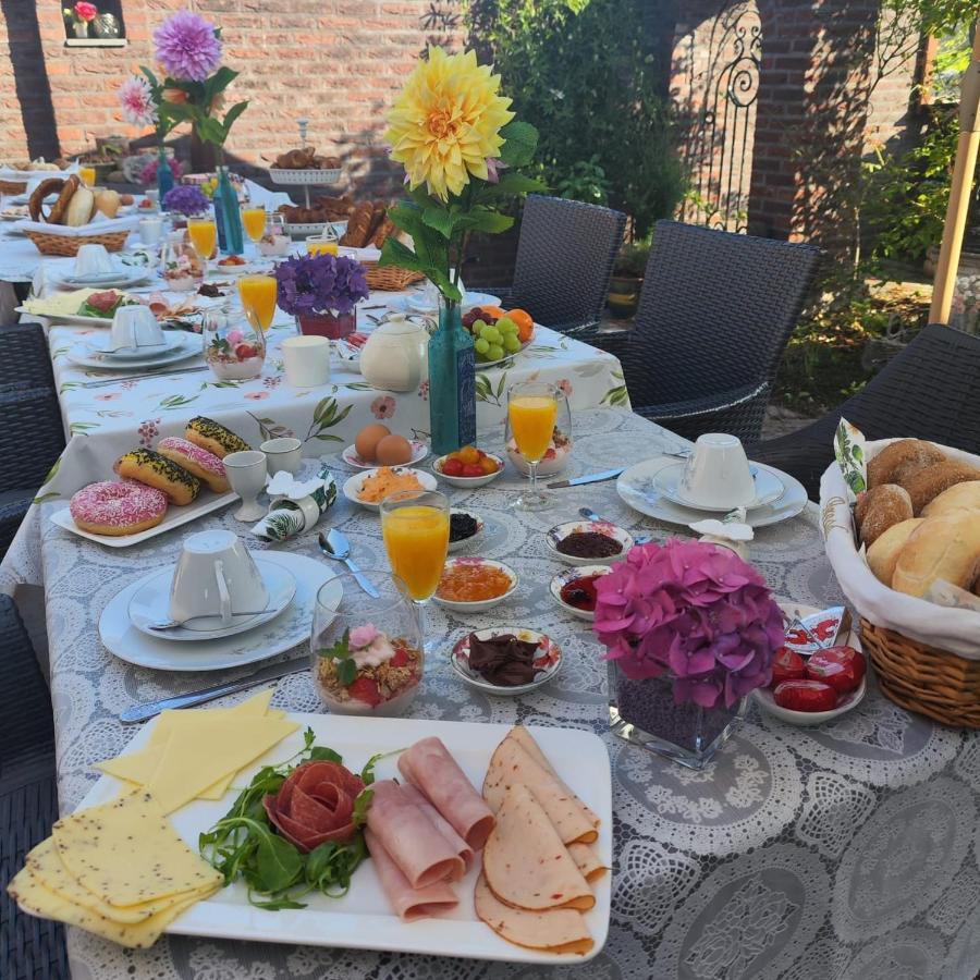 La Rose Bed & Breakfast NeerNeerpelt Dış mekan fotoğraf